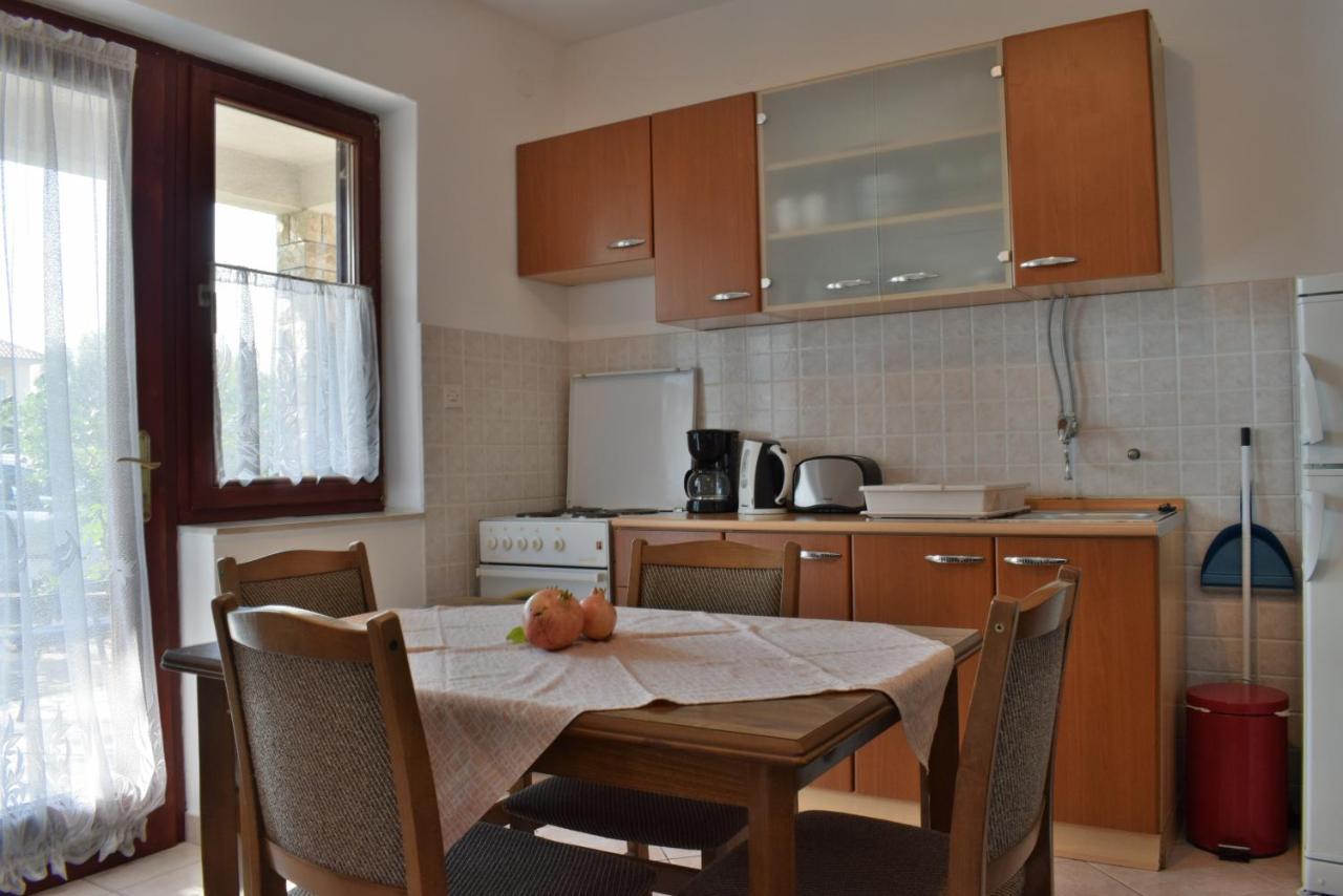 Apartments Niko Sukošan Εξωτερικό φωτογραφία